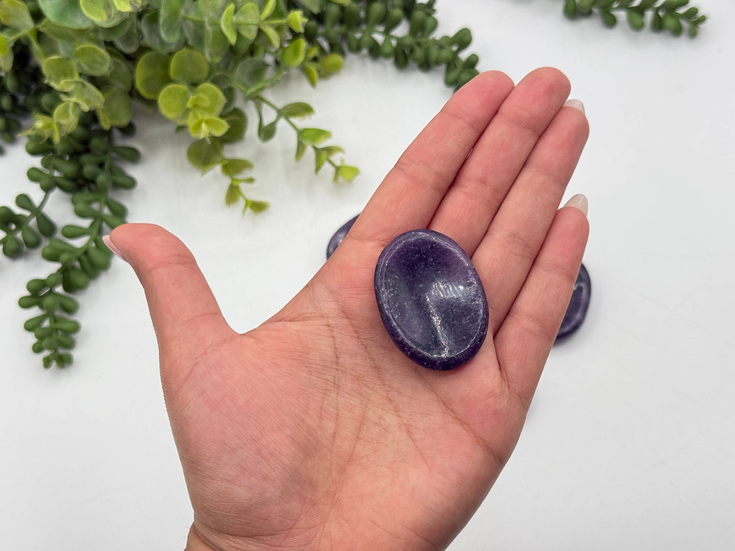 Lepidolite Worry Stones 40x30x8mm (1 piece)