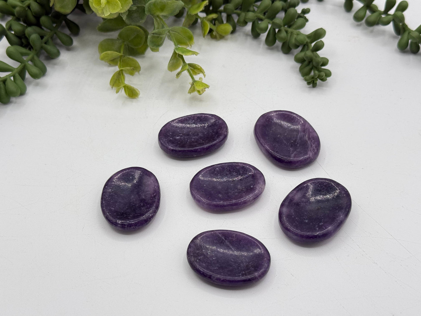 Lepidolite Worry Stones 40x30x8mm (1 piece)