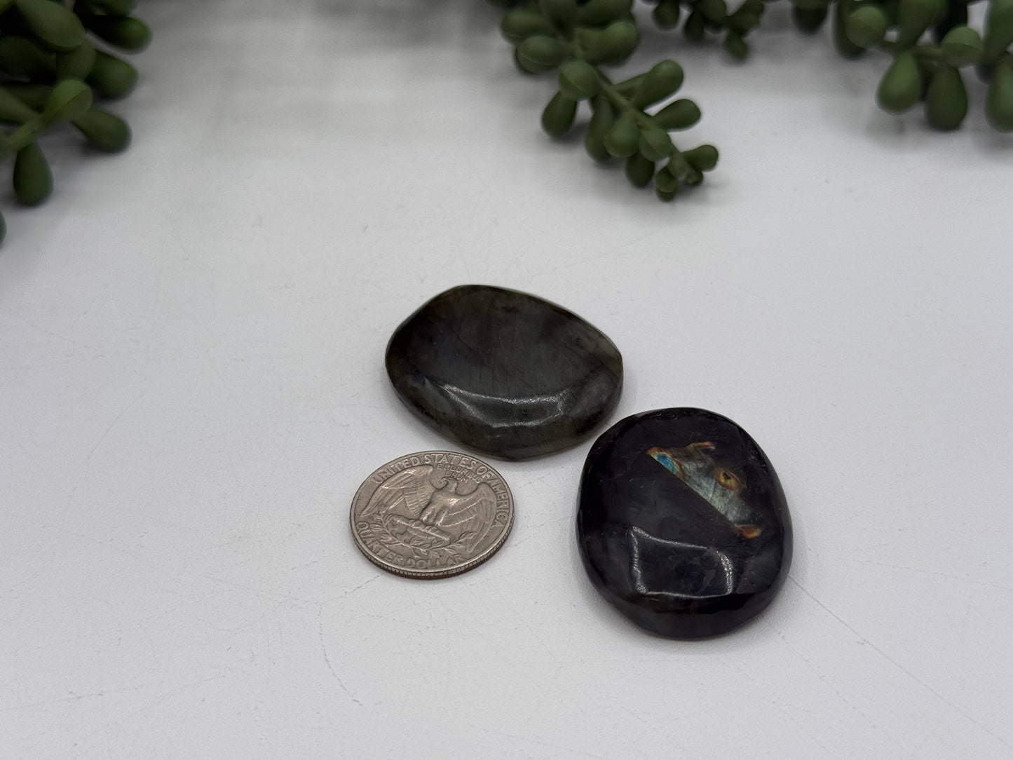 Labradorite Worry Stones 40x30x8mm (1 piece)